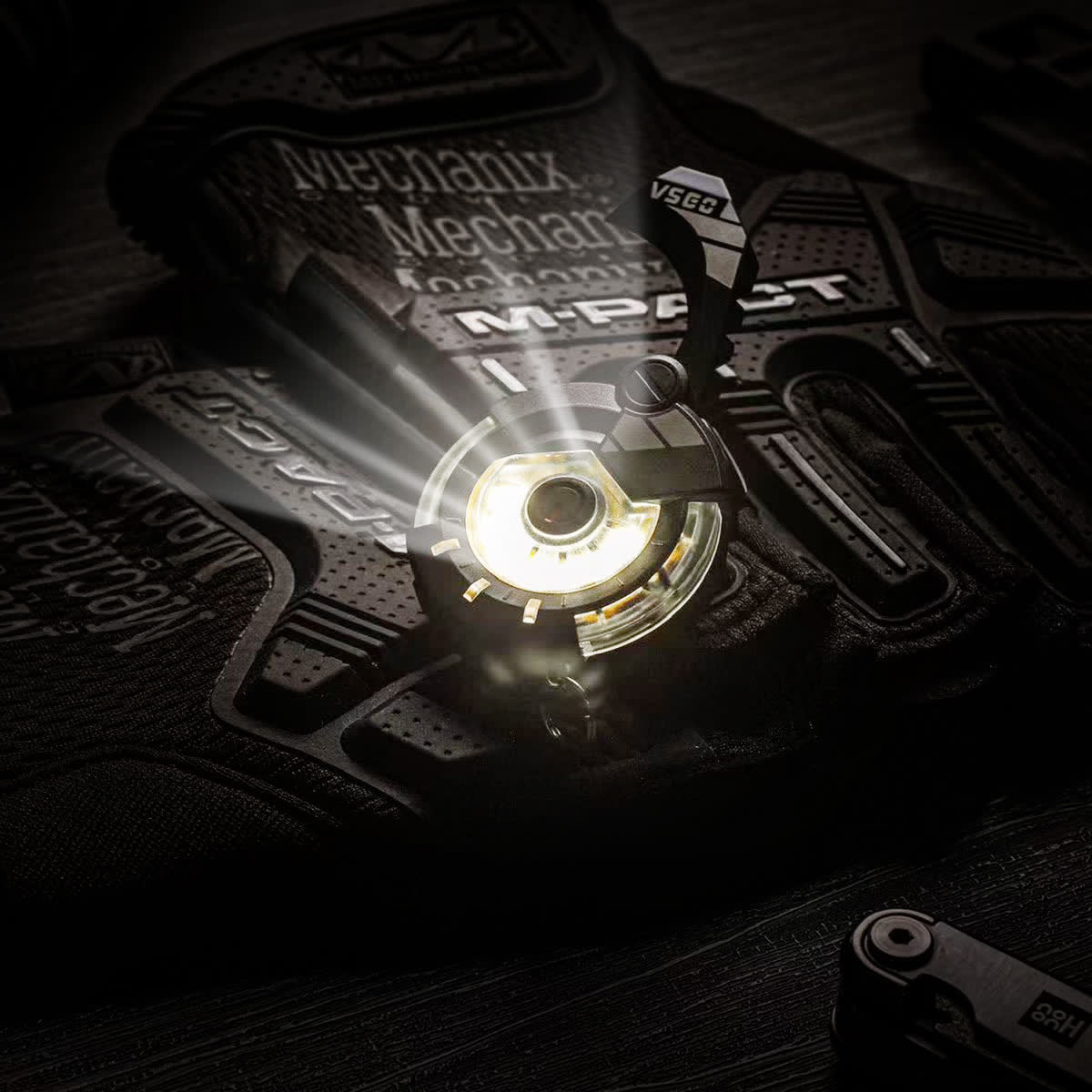 Black Snipe Mini Keychain LED Flashlight V2.0 IPX4