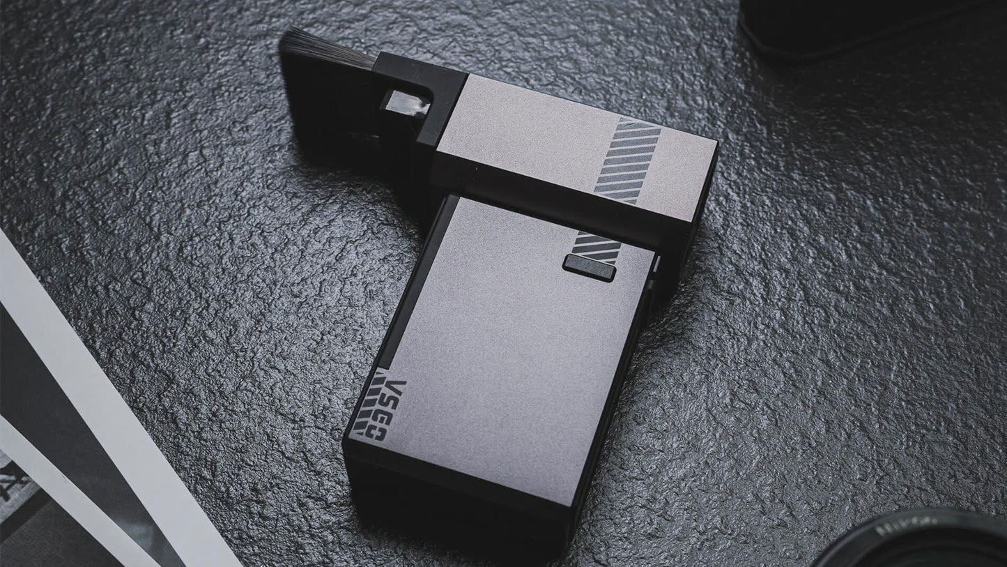 Travel Photographer’s Essential: Pocket Beast Blower