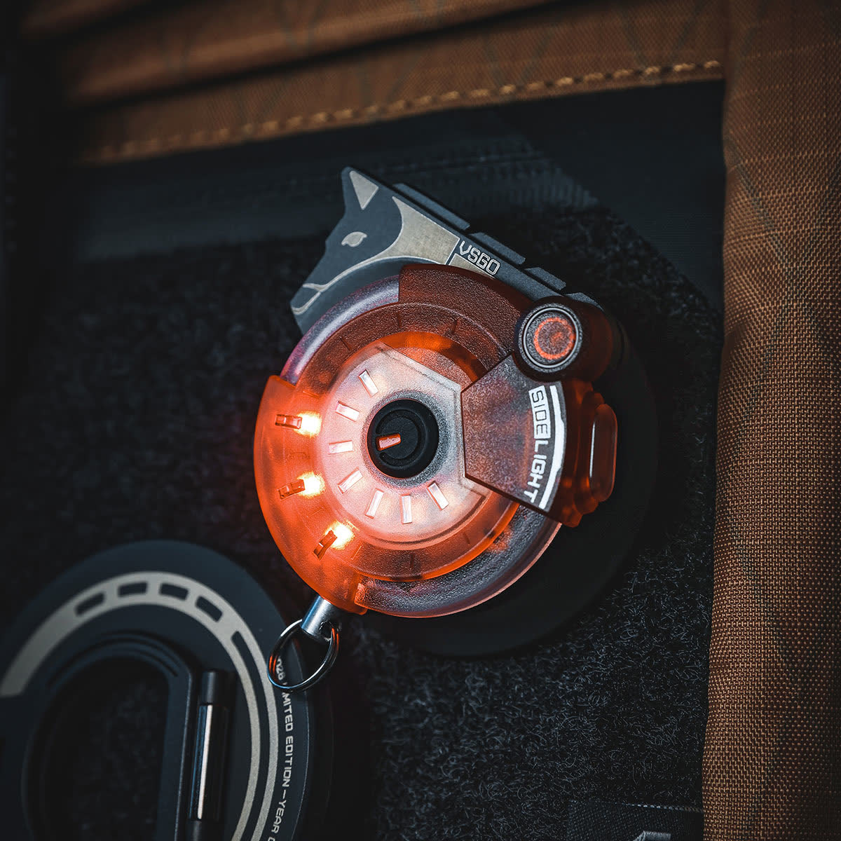 Magnetic Phone Stand & EDC Light Gift Set(Limited)