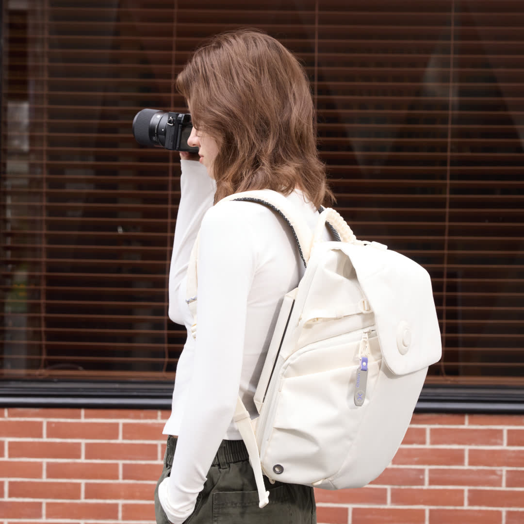 VSGO Black Snipe CASUAL Series Roaming 16/22L Camera Backpack